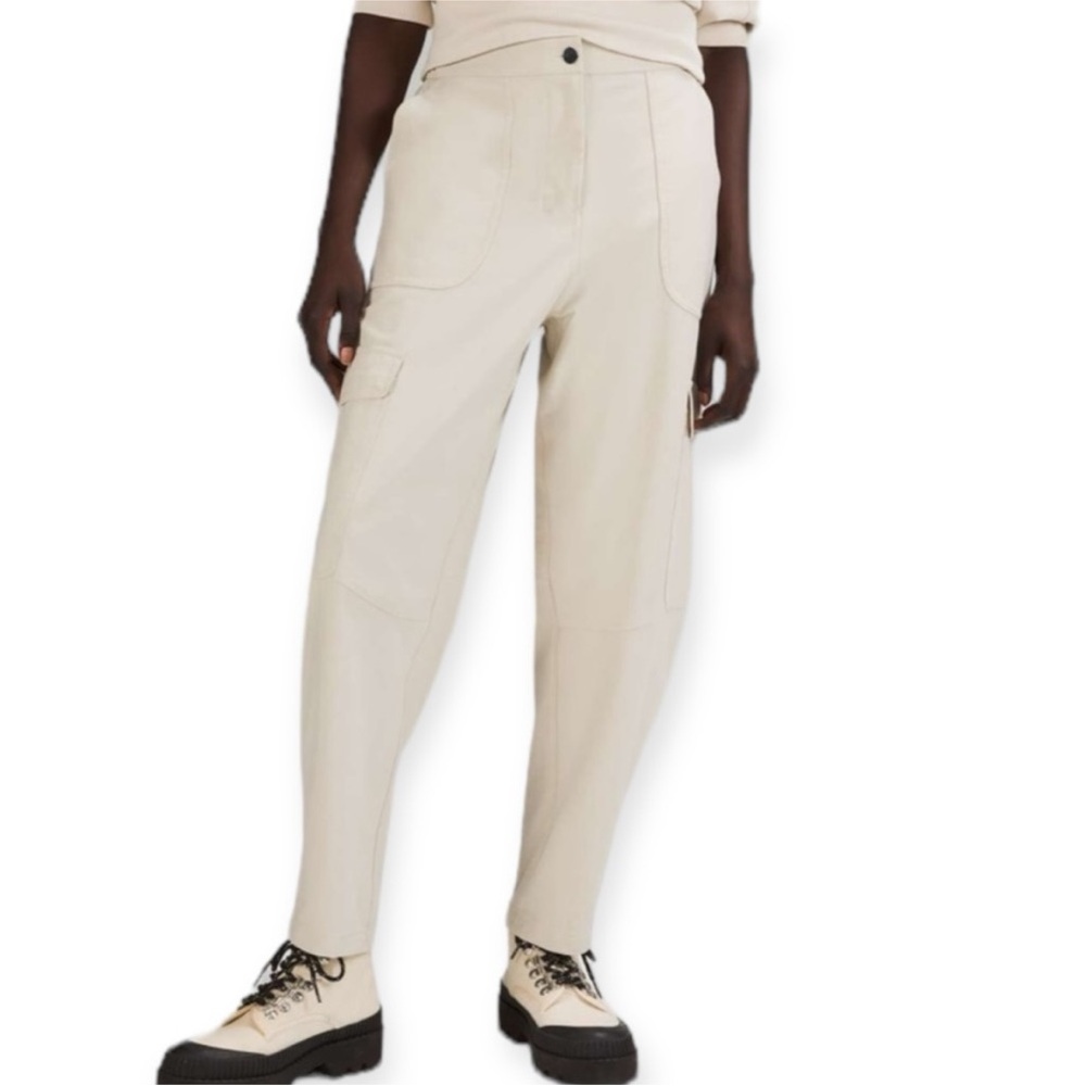 Lululemon Light Utilitech Cargo Pocket High-Rise Pant - Natural Ivory